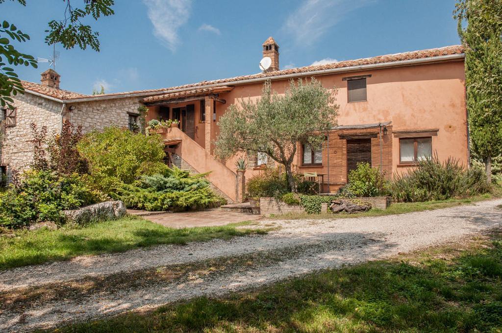 Villa Il Tamantino à Gubbio Extérieur photo